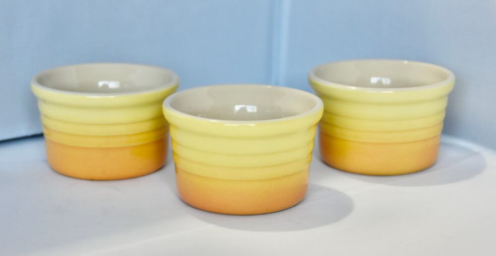 Le Creuset Stoneware Stackable Ramekin Sunburst gradient Yellow
